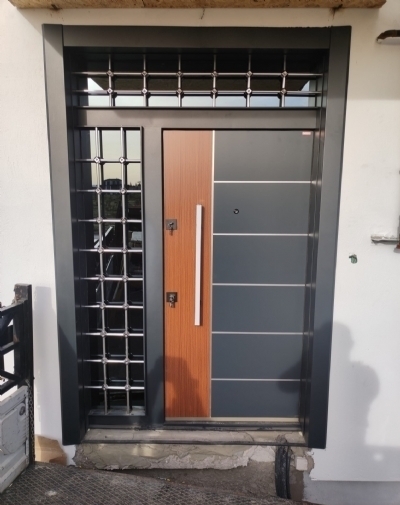 Ahşap Desen Kompozit Dış Mekan Bina Kapıları Apartman Giriş Kapıları 
